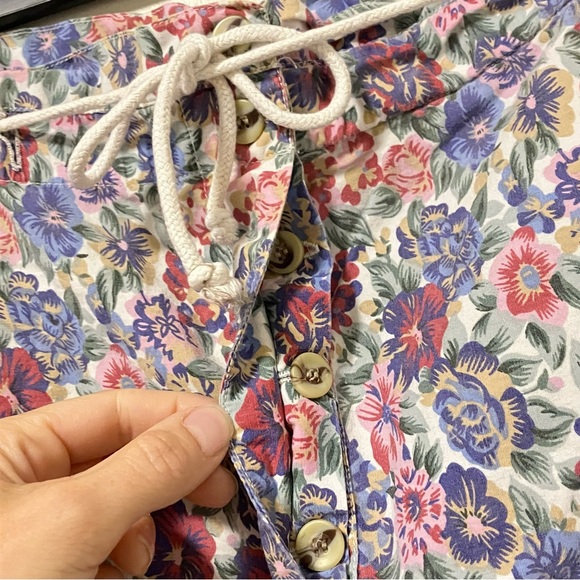 Vintage 90s Krazy Kat Foral High Waist Shorts - Picture 5 of 9